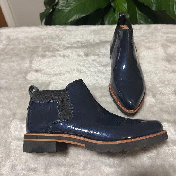 Franco Sarto Bringham Navy Blue Patent Leather Women's Size 6.5M Ankle Boots - Picture 1 of 6